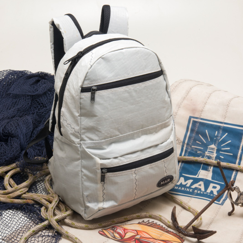 mochila branca 800 3 mochila branca 800 3